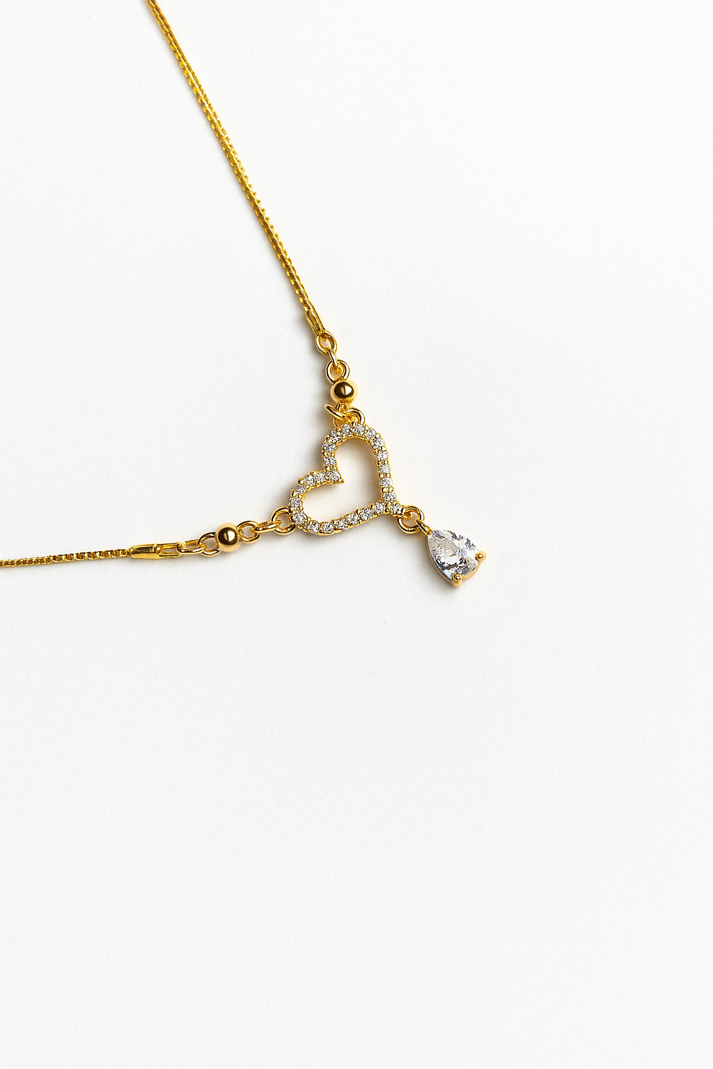 Luxurious Heart Chain Locket / Necklace