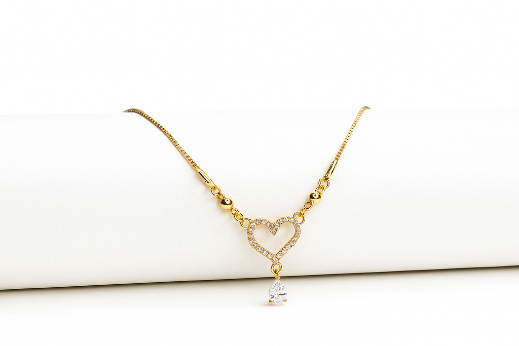 Luxurious Heart Chain Locket / Necklace